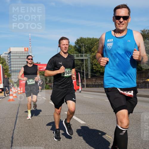 07.09.2025 - BARMER Alsterlauf Yannick Fuchs http://msf.ph/oto/8790930 07.09.2025 09:41:23 Laufen 3544, 3501 meine-sportfotos.de