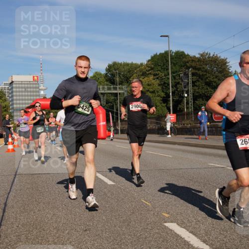 07.09.2025 - BARMER Alsterlauf Yannick Fuchs http://msf.ph/oto/8790934 07.09.2025 09:43:25 Laufen 4573, 6107, 5425, 2900, 2683, 577 meine-sportfotos.de