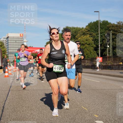 07.09.2025 - BARMER Alsterlauf Yannick Fuchs http://msf.ph/oto/8790963 07.09.2025 09:43:26 Laufen 4573, 6107 meine-sportfotos.de
