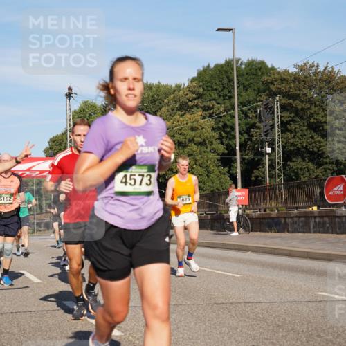 07.09.2025 - BARMER Alsterlauf Yannick Fuchs http://msf.ph/oto/8790989 07.09.2025 09:43:28 Laufen 5028, 6162, 499, 4573, 3623 meine-sportfotos.de