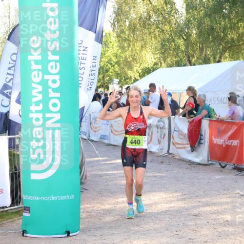 07.09.2025 - 19. Norderstedt Triathlon Zöllner http://msf.ph/oto/8791021 07.09.2025 16:30:32 Ziel 440 meine-sportfotos.de