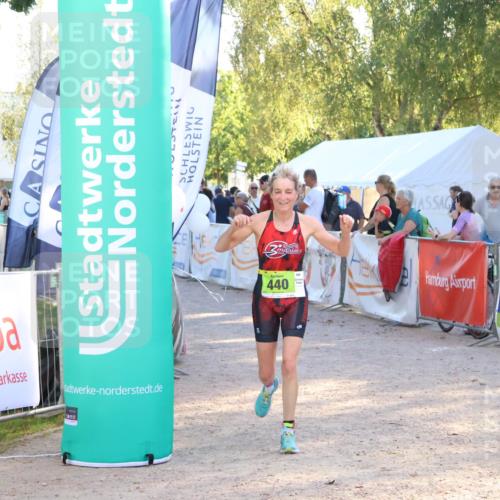 07.09.2025 - 19. Norderstedt Triathlon Zöllner http://msf.ph/oto/8791024 07.09.2025 16:30:32 Ziel 440 meine-sportfotos.de