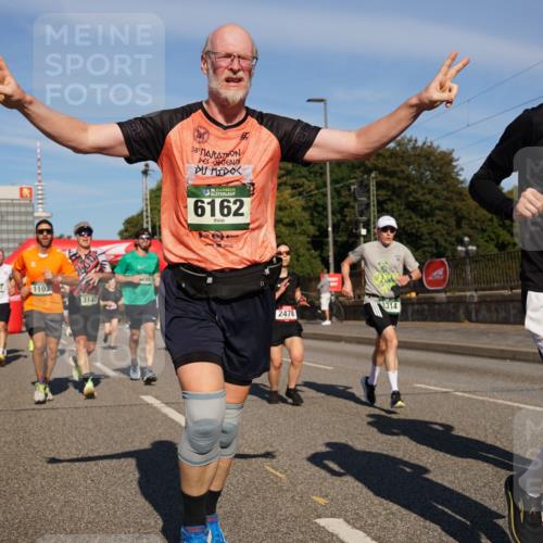 07.09.2025 - BARMER Alsterlauf Yannick Fuchs http://msf.ph/oto/8791043 07.09.2025 09:43:31 Laufen 1102, 3147, 38, 36, 6162, 36, 4835, 2478, 3314 meine-sportfotos.de