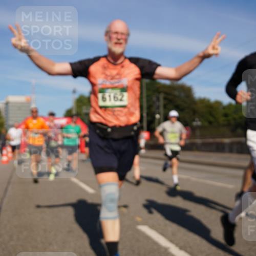 07.09.2025 - BARMER Alsterlauf Yannick Fuchs http://msf.ph/oto/8791047 07.09.2025 09:43:31 Laufen 6162, 4835 meine-sportfotos.de