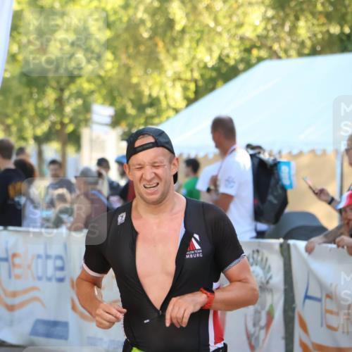 07.09.2025 - 19. Norderstedt Triathlon Zöllner http://msf.ph/oto/8791057 07.09.2025 16:30:43 Ziel 546 meine-sportfotos.de