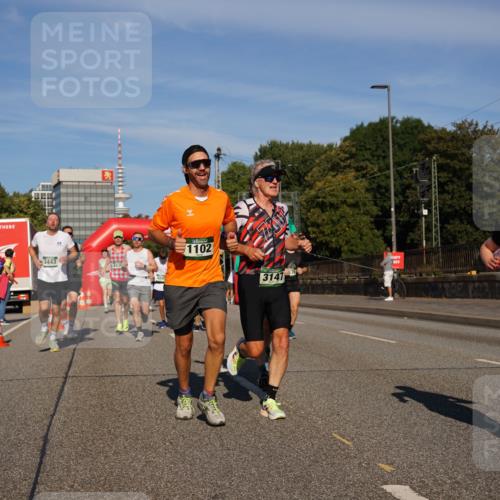 07.09.2025 - BARMER Alsterlauf Yannick Fuchs http://msf.ph/oto/8791072 07.09.2025 09:43:32 Laufen 3443, 1102, 3141, 2478 meine-sportfotos.de