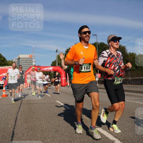 07.09.2025 - BARMER Alsterlauf Yannick Fuchs http://msf.ph/oto/8791077 07.09.2025 09:43:33 Laufen 3443, 1102, 3141 meine-sportfotos.de