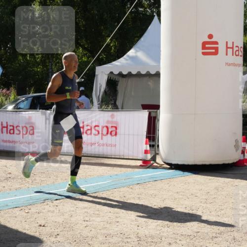 07.09.2025 - 19. Norderstedt Triathlon Zöllner http://msf.ph/oto/8791085 07.09.2025 15:41:15 Ziel 1457 meine-sportfotos.de
