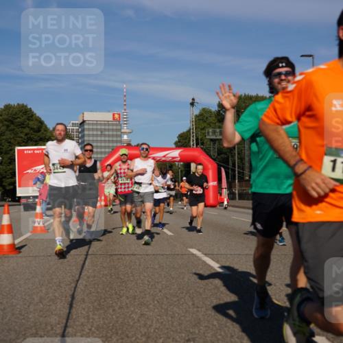 07.09.2025 - BARMER Alsterlauf Yannick Fuchs http://msf.ph/oto/8791086 07.09.2025 09:43:33 Laufen 1, 1102 meine-sportfotos.de