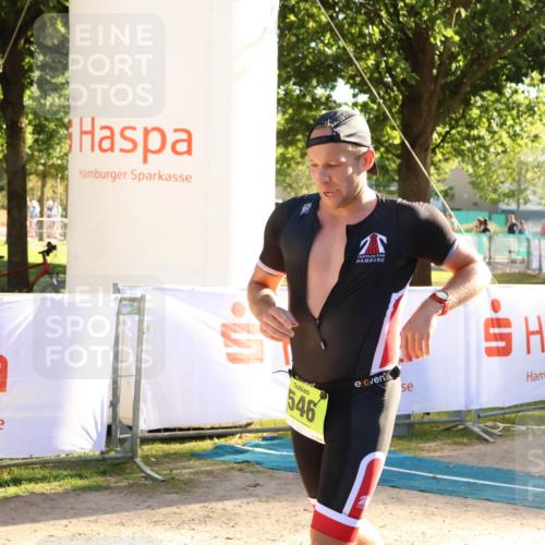 07.09.2025 - 19. Norderstedt Triathlon Zöllner http://msf.ph/oto/8791088 07.09.2025 16:30:45 Ziel 546 meine-sportfotos.de