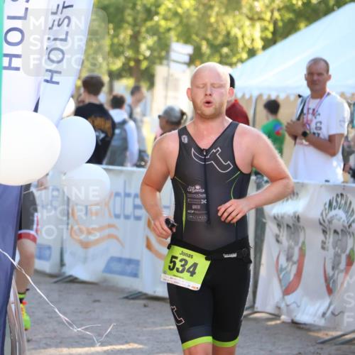 07.09.2025 - 19. Norderstedt Triathlon Zöllner http://msf.ph/oto/8791092 07.09.2025 16:30:57 Ziel 534, 548, 1439, 1572 meine-sportfotos.de
