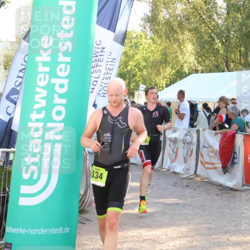 07.09.2025 - 19. Norderstedt Triathlon Zöllner http://msf.ph/oto/8791111 07.09.2025 16:30:59 Ziel 534, 548, 1071, 1439, 1572 meine-sportfotos.de