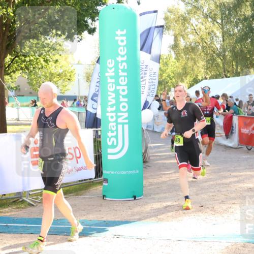 07.09.2025 - 19. Norderstedt Triathlon Zöllner http://msf.ph/oto/8791137 07.09.2025 16:31:00 Ziel 534, 548, 1071, 1439, 1572 meine-sportfotos.de