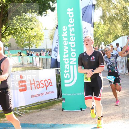 07.09.2025 - 19. Norderstedt Triathlon Zöllner http://msf.ph/oto/8791145 07.09.2025 16:31:01 Ziel 534, 548, 1071, 1439, 1572 meine-sportfotos.de