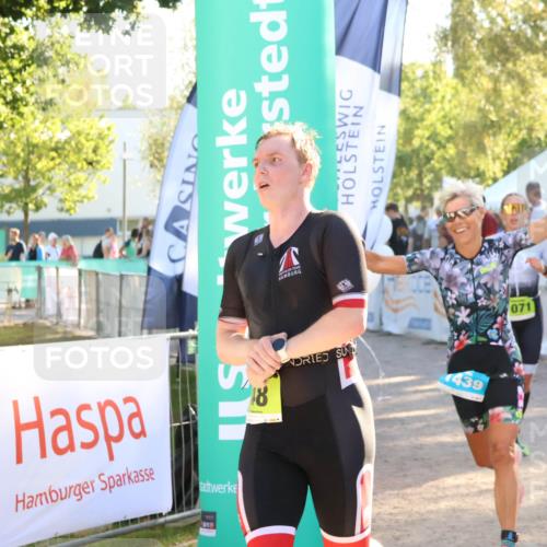 07.09.2025 - 19. Norderstedt Triathlon Zöllner http://msf.ph/oto/8791148 07.09.2025 16:31:01 Ziel 534, 548, 1071, 1439, 1572 meine-sportfotos.de