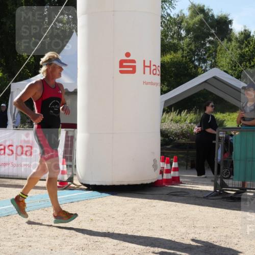07.09.2025 - 19. Norderstedt Triathlon Zöllner http://msf.ph/oto/8791153 07.09.2025 15:42:52 Ziel 984 meine-sportfotos.de