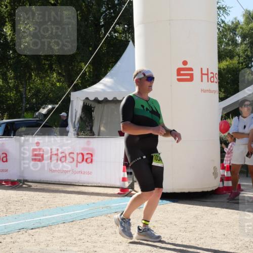 07.09.2025 - 19. Norderstedt Triathlon Zöllner http://msf.ph/oto/8791192 07.09.2025 15:44:12 Ziel 1034 meine-sportfotos.de
