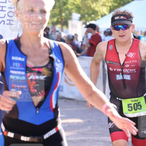 07.09.2025 - 19. Norderstedt Triathlon Zöllner http://msf.ph/oto/8791195 07.09.2025 16:31:07 Ziel 477, 505, 548, 1071, 1439, 1572 meine-sportfotos.de