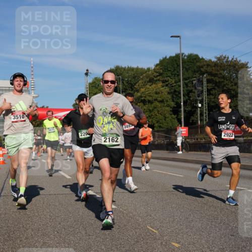 07.09.2025 - BARMER Alsterlauf Yannick Fuchs http://msf.ph/oto/8791198 07.09.2025 09:43:38 Laufen 3510, 3835, 220, 2897, 2162, 2922 meine-sportfotos.de