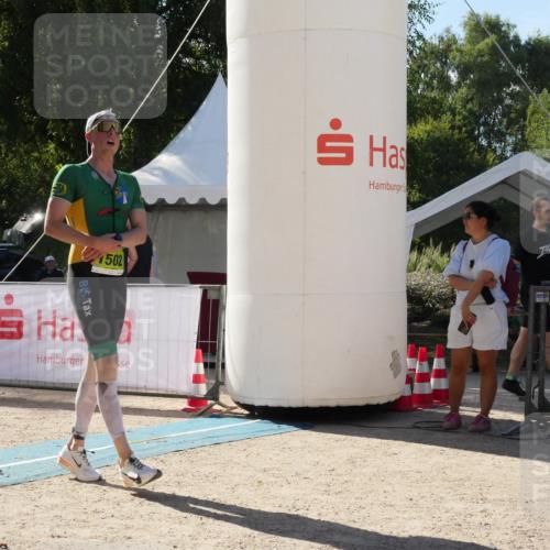 07.09.2025 - 19. Norderstedt Triathlon Zöllner http://msf.ph/oto/8791223 07.09.2025 15:45:20 Ziel  meine-sportfotos.de