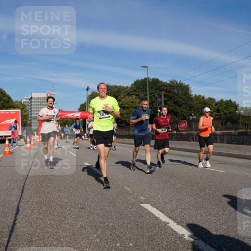 07.09.2025 - BARMER Alsterlauf Yannick Fuchs http://msf.ph/oto/8791234 07.09.2025 09:43:40 Laufen 383, 772, 992 meine-sportfotos.de