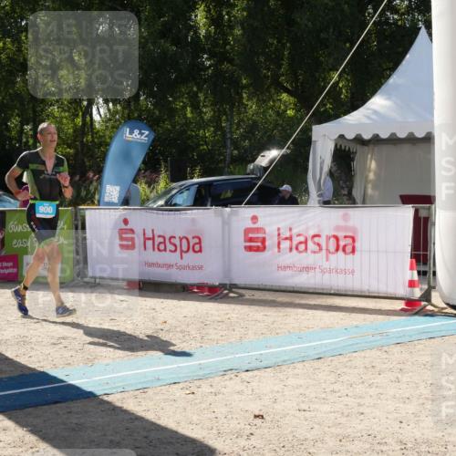 07.09.2025 - 19. Norderstedt Triathlon Zöllner http://msf.ph/oto/8791235 07.09.2025 15:45:36 Ziel 900 meine-sportfotos.de