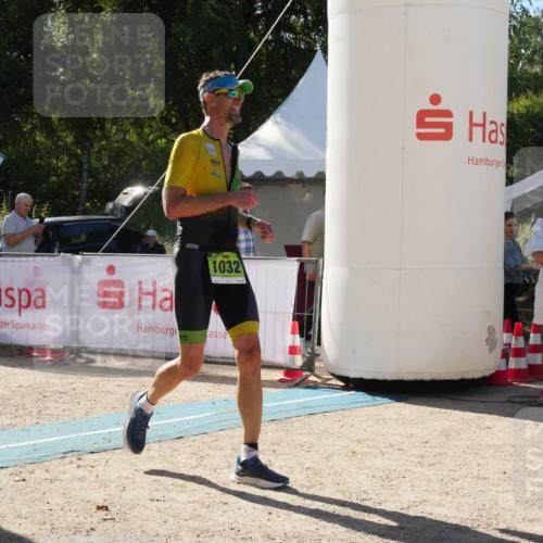 07.09.2025 - 19. Norderstedt Triathlon Zöllner http://msf.ph/oto/8791256 07.09.2025 15:46:03 Ziel 1032 meine-sportfotos.de