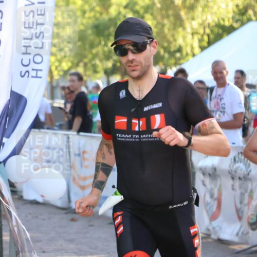 07.09.2025 - 19. Norderstedt Triathlon Zöllner http://msf.ph/oto/8791270 07.09.2025 16:31:22 Ziel 525, 549, 1594 meine-sportfotos.de