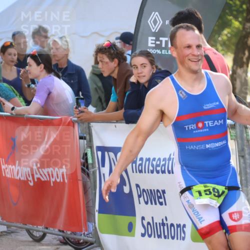 07.09.2025 - 19. Norderstedt Triathlon Zöllner http://msf.ph/oto/8791287 07.09.2025 16:31:24 Ziel 480, 525, 1594 meine-sportfotos.de