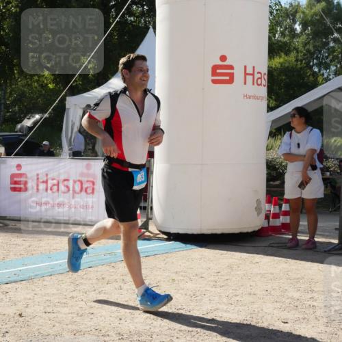 07.09.2025 - 19. Norderstedt Triathlon Zöllner http://msf.ph/oto/8791291 07.09.2025 15:46:41 Ziel 863 meine-sportfotos.de