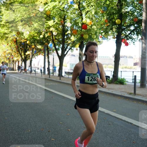 07.09.2025 - BARMER Alsterlauf Yannick Fuchs http://msf.ph/oto/8791293 07.09.2025 11:38:24 Laufen 1262 meine-sportfotos.de