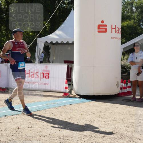 07.09.2025 - 19. Norderstedt Triathlon Zöllner http://msf.ph/oto/8791313 07.09.2025 15:47:11 Ziel 908, 1502 meine-sportfotos.de