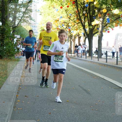 07.09.2025 - BARMER Alsterlauf Yannick Fuchs http://msf.ph/oto/8791320 07.09.2025 11:38:27 Laufen 1010, 1240 meine-sportfotos.de