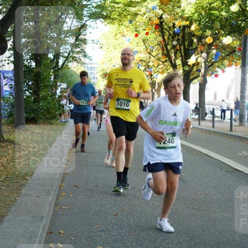 07.09.2025 - BARMER Alsterlauf Yannick Fuchs http://msf.ph/oto/8791327 07.09.2025 11:38:28 Laufen 021, 1010, 240 meine-sportfotos.de