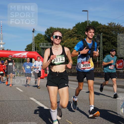 07.09.2025 - BARMER Alsterlauf Yannick Fuchs http://msf.ph/oto/8791346 07.09.2025 09:43:44 Laufen 3546, 2609, 4300, 3812, 3059, 3148, 325 meine-sportfotos.de