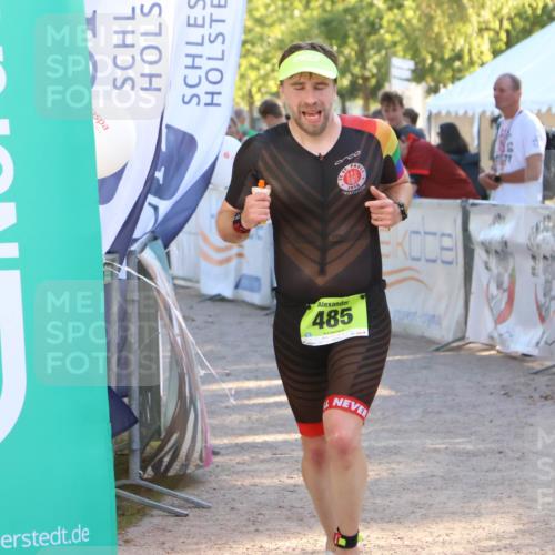 07.09.2025 - 19. Norderstedt Triathlon Zöllner http://msf.ph/oto/8791347 07.09.2025 16:31:45 Ziel 485 meine-sportfotos.de