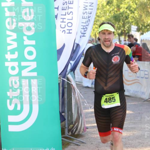 07.09.2025 - 19. Norderstedt Triathlon Zöllner http://msf.ph/oto/8791350 07.09.2025 16:31:45 Ziel 485 meine-sportfotos.de