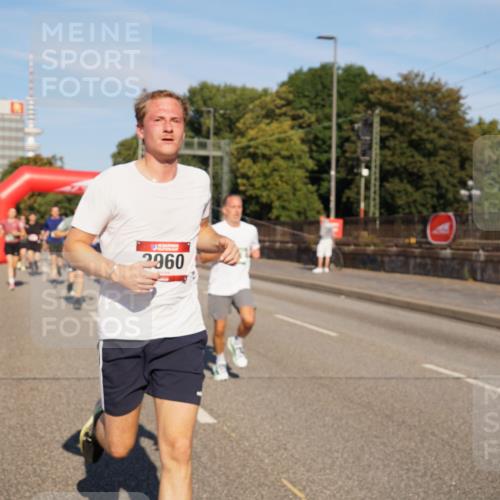 07.09.2025 - BARMER Alsterlauf Yannick Fuchs http://msf.ph/oto/8791405 07.09.2025 09:41:46 Laufen 2960 meine-sportfotos.de