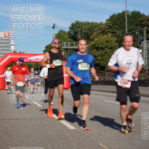 07.09.2025 - BARMER Alsterlauf Yannick Fuchs http://msf.ph/oto/8791407 07.09.2025 09:43:46 Laufen  meine-sportfotos.de