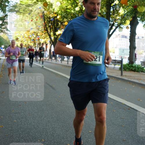 07.09.2025 - BARMER Alsterlauf Yannick Fuchs http://msf.ph/oto/8791415 07.09.2025 11:38:32 Laufen 36, 21 meine-sportfotos.de
