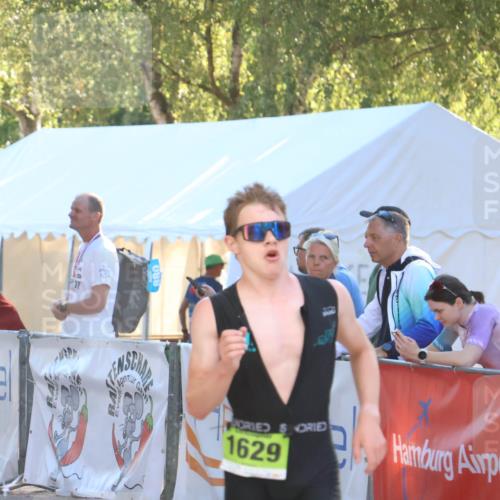 07.09.2025 - 19. Norderstedt Triathlon Zöllner http://msf.ph/oto/8791430 07.09.2025 16:32:15 Ziel 1629 meine-sportfotos.de