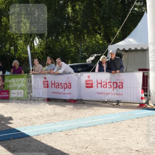 07.09.2025 - 19. Norderstedt Triathlon Zöllner http://msf.ph/oto/8791432 07.09.2025 15:51:51 Ziel 963 meine-sportfotos.de