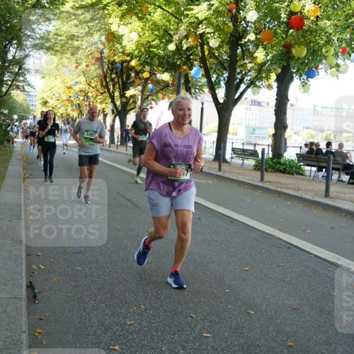 07.09.2025 - BARMER Alsterlauf Yannick Fuchs http://msf.ph/oto/8791435 07.09.2025 11:38:34 Laufen 1217, 1092 meine-sportfotos.de