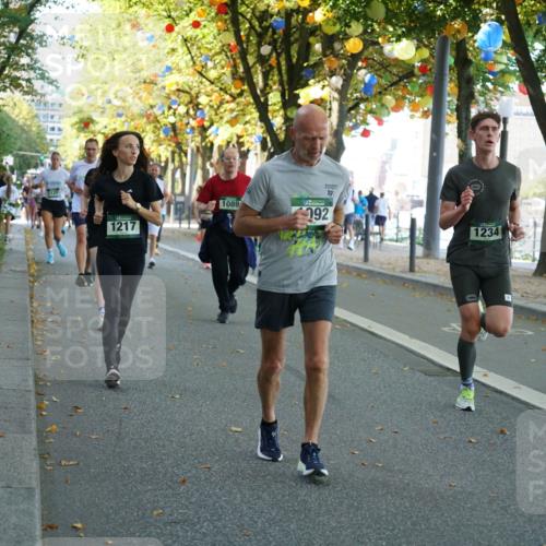 07.09.2025 - BARMER Alsterlauf Yannick Fuchs http://msf.ph/oto/8791450 07.09.2025 11:38:35 Laufen 120, 1217, 1089, 192, 10, 1234 meine-sportfotos.de