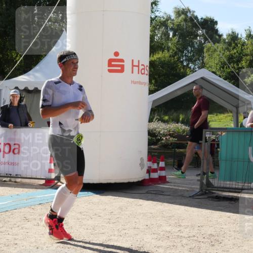 07.09.2025 - 19. Norderstedt Triathlon Zöllner http://msf.ph/oto/8791466 07.09.2025 15:52:16 Ziel 1501 meine-sportfotos.de