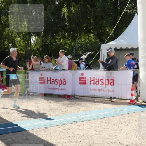 07.09.2025 - 19. Norderstedt Triathlon Zöllner http://msf.ph/oto/8791467 07.09.2025 15:52:59 Ziel 411, 1478 meine-sportfotos.de