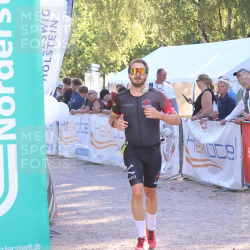 07.09.2025 - 19. Norderstedt Triathlon Zöllner http://msf.ph/oto/8791468 07.09.2025 16:32:19 Ziel 493, 1629 meine-sportfotos.de