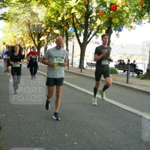 07.09.2025 - BARMER Alsterlauf Yannick Fuchs http://msf.ph/oto/8791470 07.09.2025 11:38:36 Laufen 1092, 1297 meine-sportfotos.de