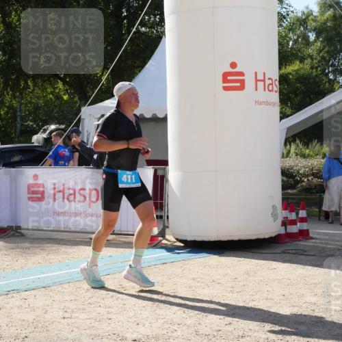 07.09.2025 - 19. Norderstedt Triathlon Zöllner http://msf.ph/oto/8791476 07.09.2025 15:53:01 Ziel 411, 1478 meine-sportfotos.de