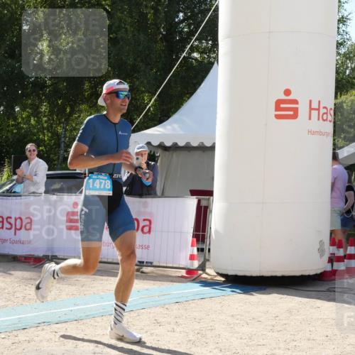 07.09.2025 - 19. Norderstedt Triathlon Zöllner http://msf.ph/oto/8791494 07.09.2025 15:53:04 Ziel 411, 1478 meine-sportfotos.de